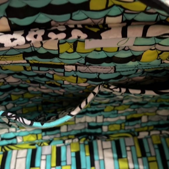 Vera Bradley retired island blooms two handle weekender tote w/shoulder strap - Picture 12 of 16